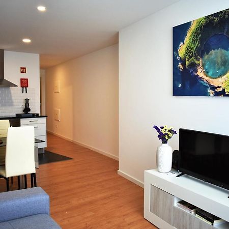 Ocean Blue Apartment ปอนตาเดลกาดา ภายนอก รูปภาพ