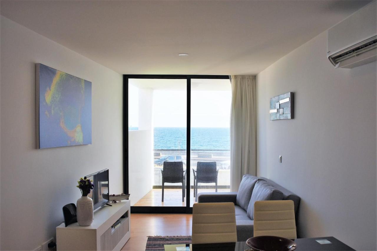 Ocean Blue Apartment ปอนตาเดลกาดา ภายนอก รูปภาพ
